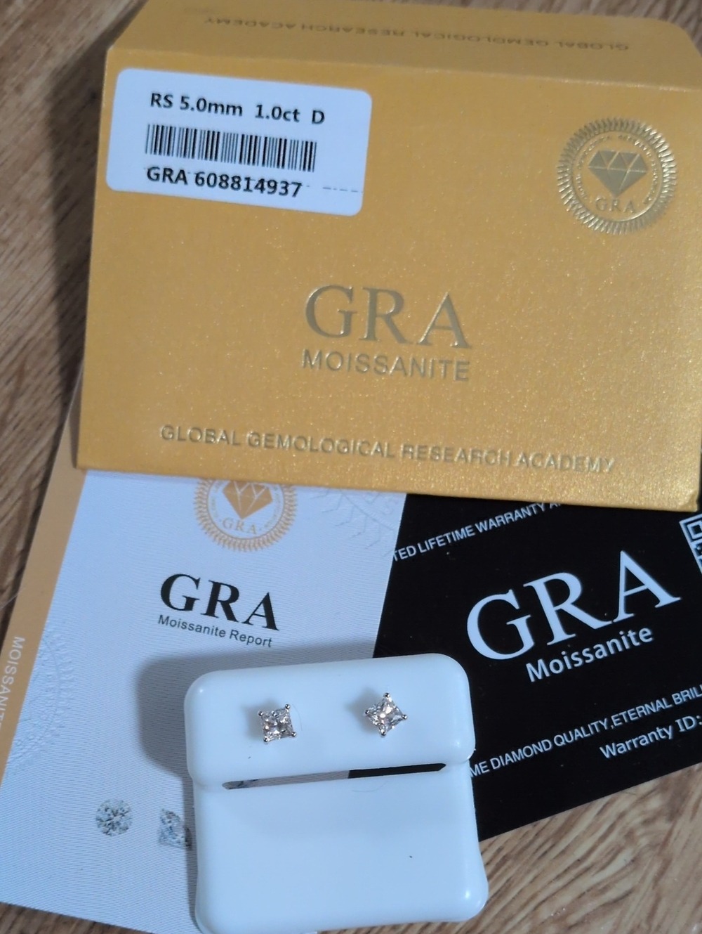 GRA Moissanite Princess Cut Stud Earrings - White/Silver